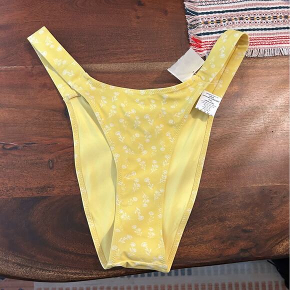 House of CB Mariposa Yellow‎ White Floral Print Bikini Bottoms Swim NWT Size L - Picture 2 of 8
